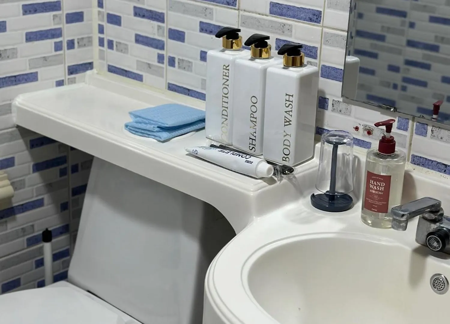 Seoul Station - 1 Minute Away - Cozy House Apartman